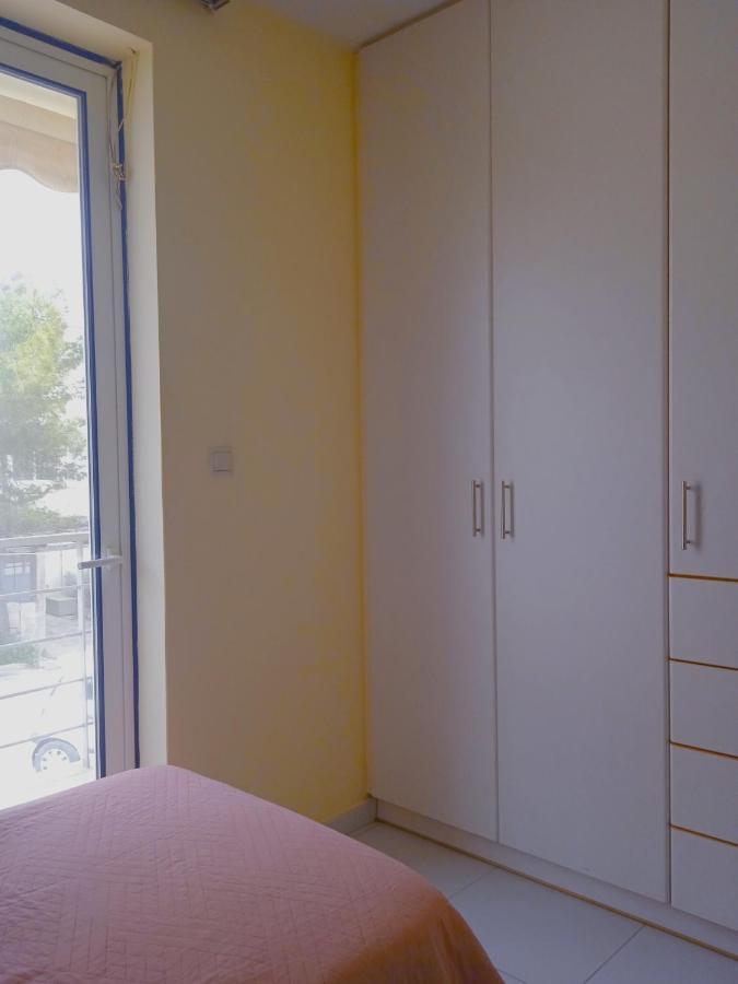 Demy'S Apartment Lavrion Exterior photo