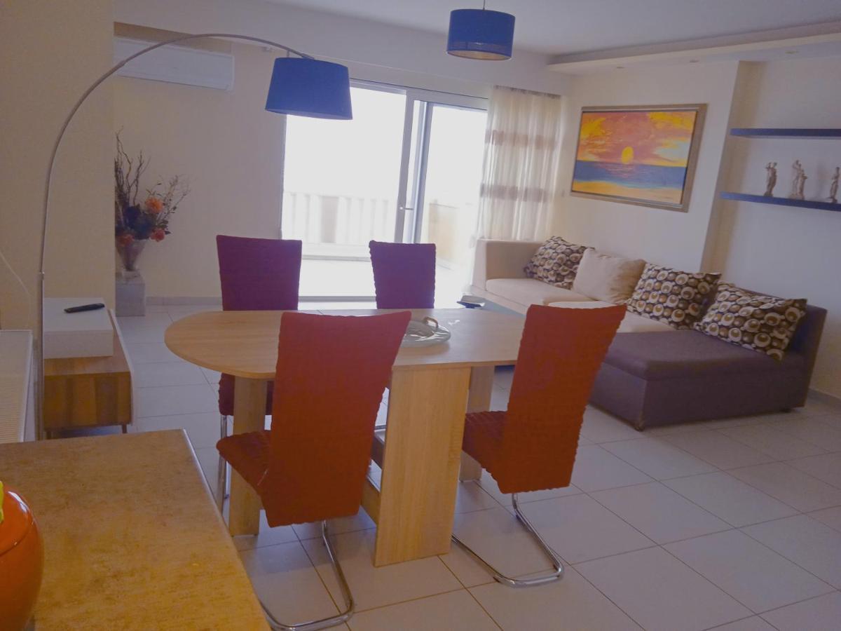 Demy'S Apartment Lavrion Exterior photo